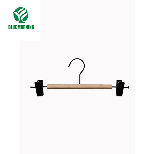 TX49 Metal Hangers
