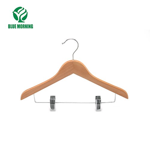 ME3 Wooden Hangers