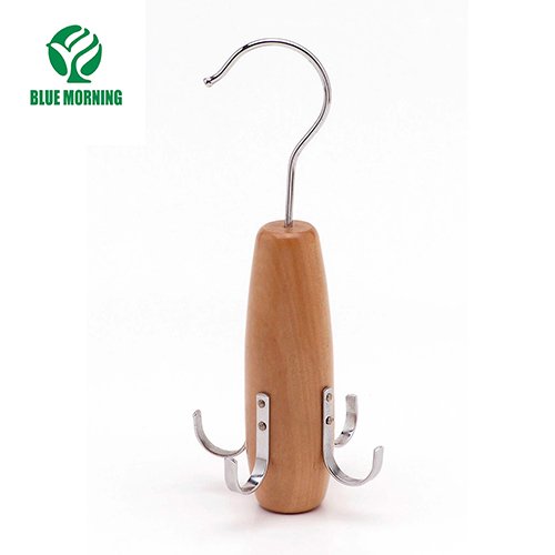 MG5 Wooden Hangers