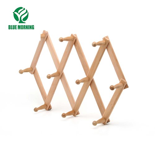MG7 Wooden Hangers