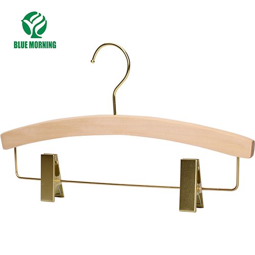 MK18 Wooden Hangers